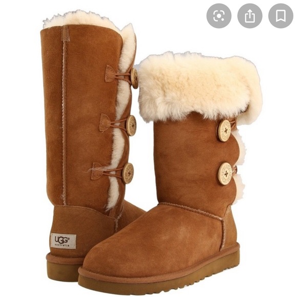UGG Bailey Button Triplet II Shearling Boot - Picture 8 of 8